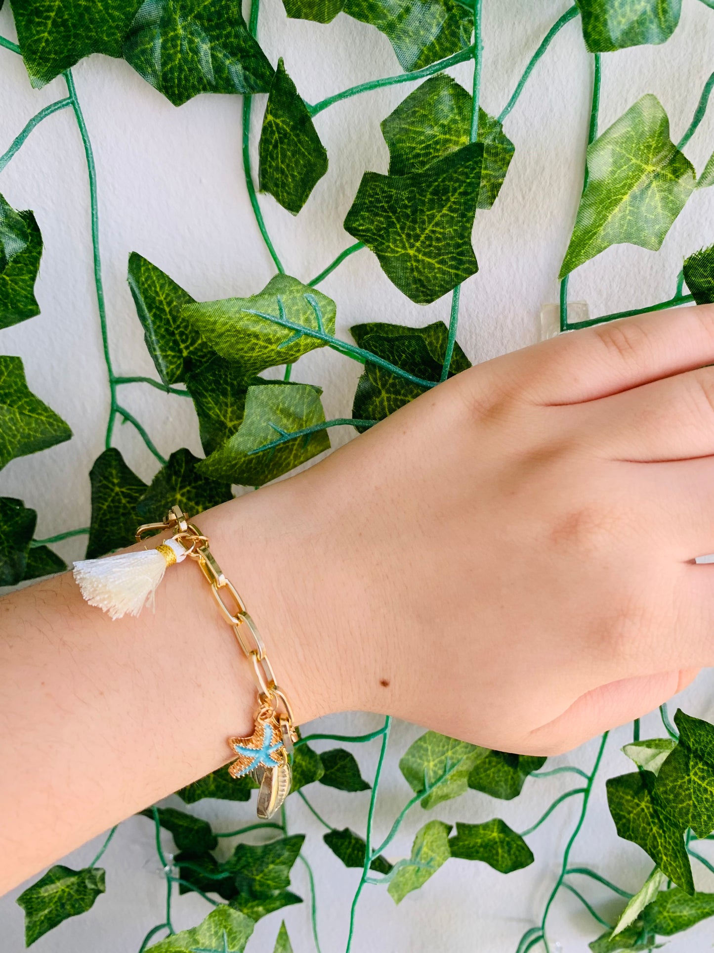 Gold Sea Starcharm Bracelet ( Tarnish )